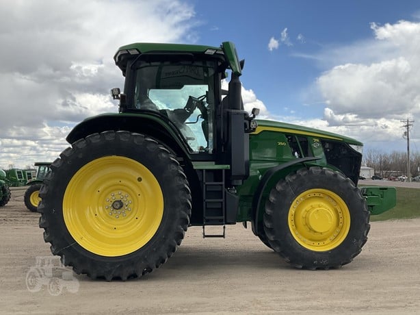 2024 JOHN DEERE 7R 250 - Image 6