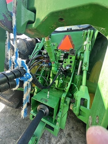 2015 JOHN DEERE 8295R - Image 4