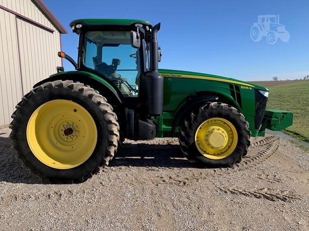2013 JOHN DEERE 8235R - Image 5