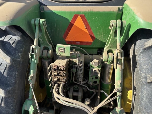 2010 JOHN DEERE 8295R - Image 6