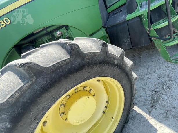2008 JOHN DEERE 8130 - Image 6