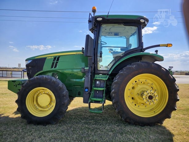 2020 JOHN DEERE 7210R - Image 2