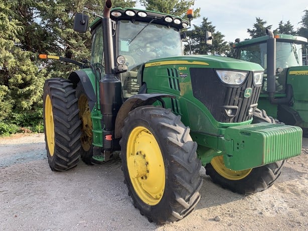 2019 JOHN DEERE 6195R