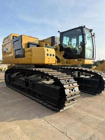 2022 CATERPILLAR 374