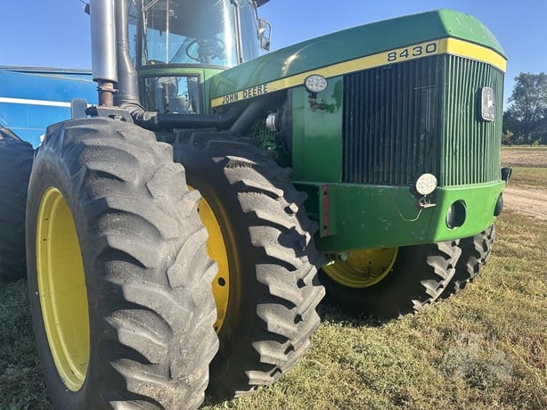 1975 JOHN DEERE 8430H - Image 6