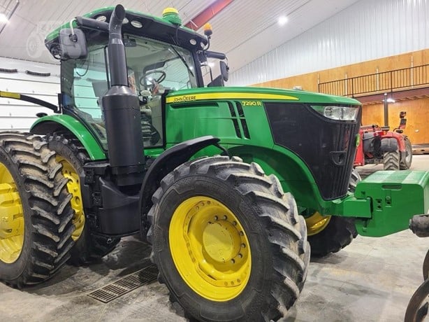 2017 JOHN DEERE 7290R