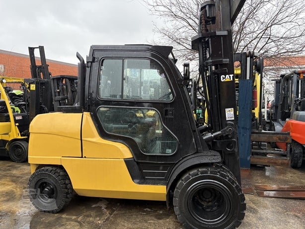 2017 CATERPILLAR DP55N1