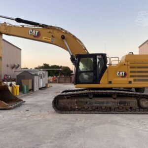 2023 CATERPILLAR 352