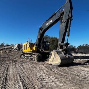 2022 DEERE 670 P-TIER