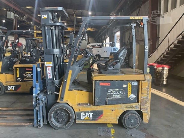 2019 CATERPILLAR EC30N2