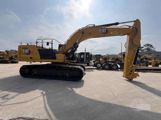 2023 CATERPILLAR 340 - Image 2