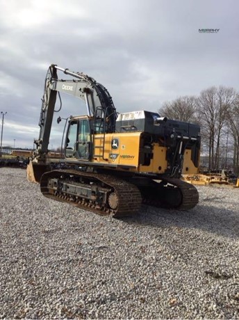 2023 DEERE 470 P-TIER - Image 3