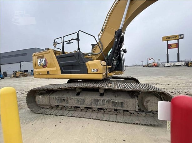 2023 CATERPILLAR 340 - Image 3