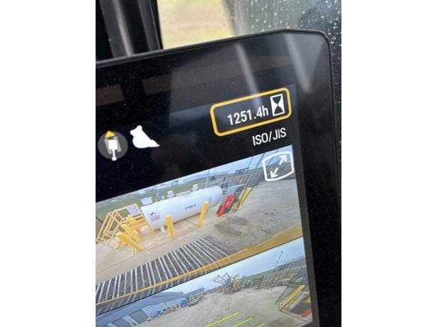 2023 CATERPILLAR 340 - Image 5