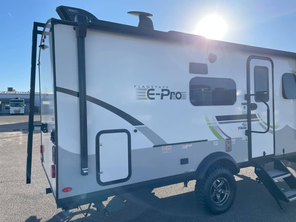 Used 2023 Forest River Flagstaff E-Pro 20FBS - Image 17