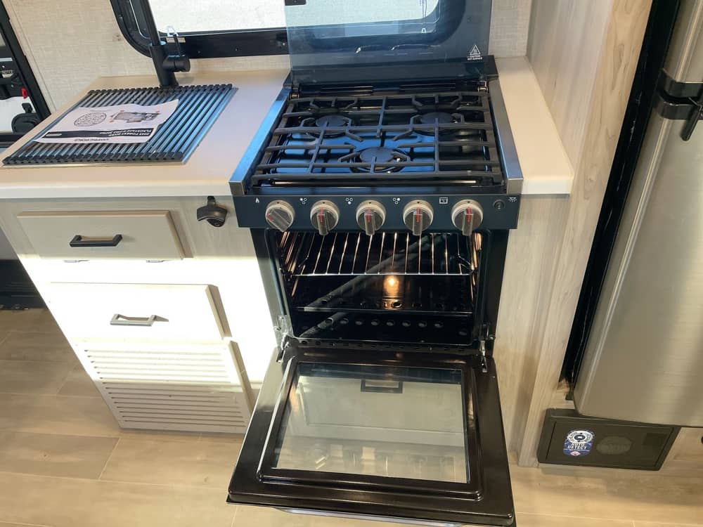 Used 2023 Forest River Flagstaff E-Pro 20FBS - Image 30