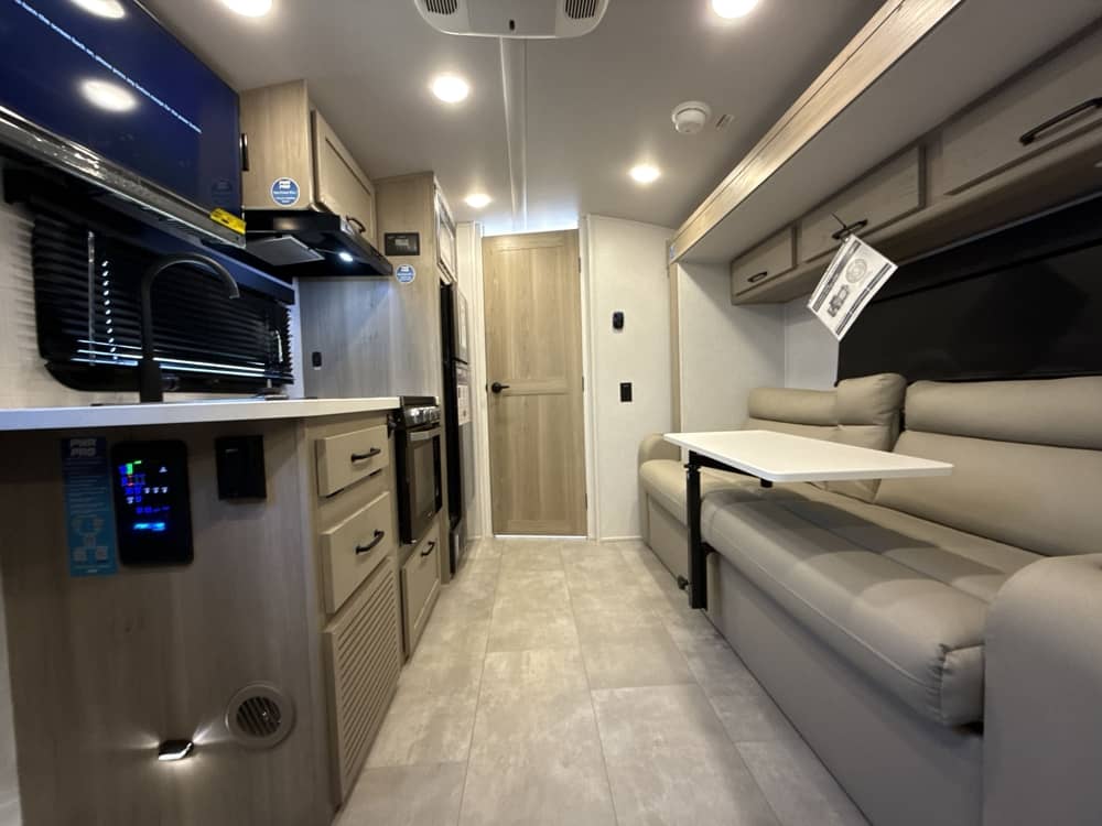 2025 Forest River Rockwood Geo-Pro 20FBS - Image 12