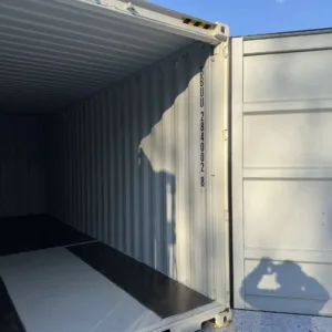 24 x 8 x 9.5 High Cube new shipping storage container