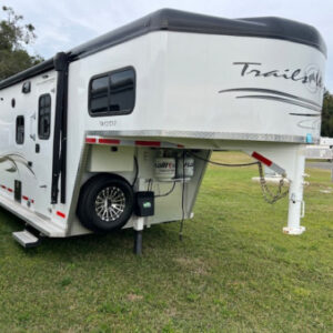 Used 2023 Trails West Santa Fe 12'lq w/midtack and stock area Stock / Stock Combo Trailer